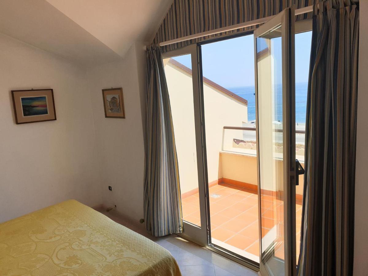 Casa Vacanze Umberto I Bova Marina Exterior foto